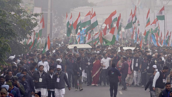 రాహుల్ హామీ.. రాహుల్ హామీ..