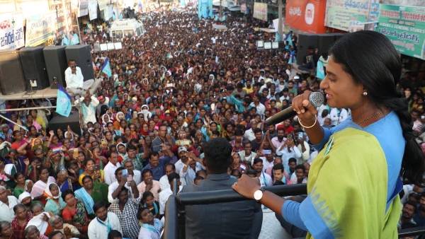 పాలేరు నుండి షర్మిల పోటీకి లాభించే అంశాలు ఇవే