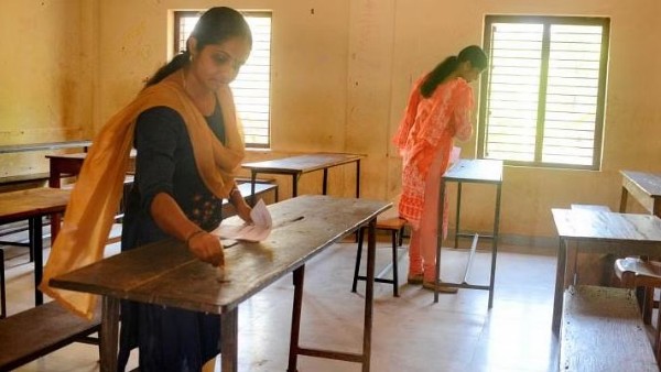 ఆన్‌లైన్‌లో వెబ్‌కౌన్సిలింగ్‌ ద్వారా