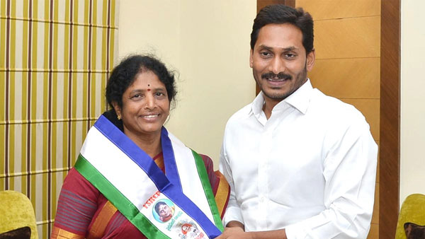 దొరబాబు బదులు వంగా గీత?