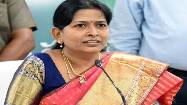 హోం మంత్రి విమర్శలు..