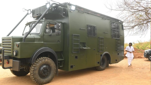  Pawankalyan elections campaign vehicle named Vaarahi,Video trends on social media