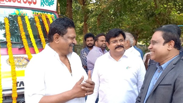  ఎట్టకేలకు చేతులు కలిపిన రాము-రావి