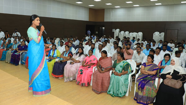 వైఎస్ బిడ్డ తెలంగాణ సీఎం కావాలన్న షర్మిల