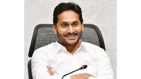 పెన్షన్లపై జగన్ క్లారిటీ 