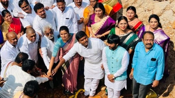 కొత్త సంవత్సరం ఆరంభంలోనే కొత్త సంవత్సరం ఆరంభంలోనే