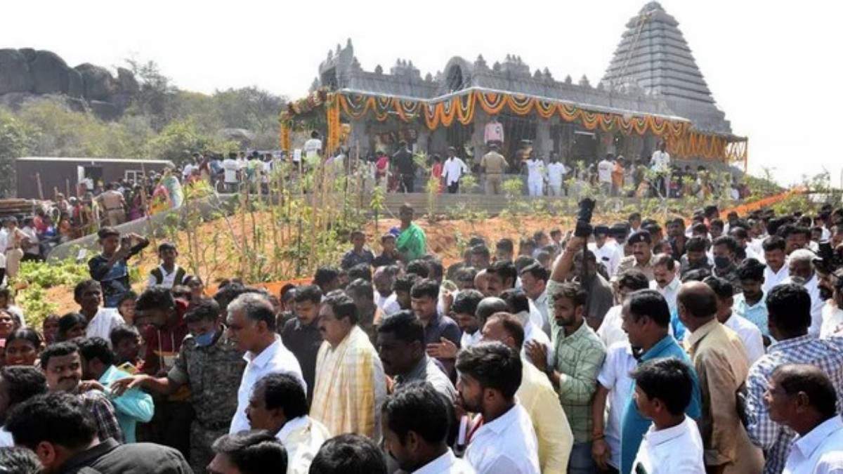 Telangana CM KCR striving for restoration of ancient temples: Harish Rao