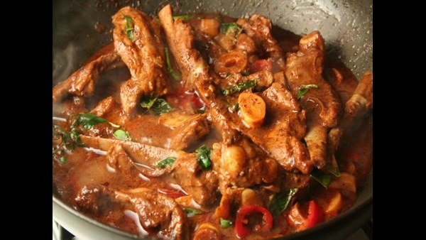 నాకొడకా కామిడీగా ఉందా అంటూ ? నాకొడకా కామిడీగా ఉందా అంటూ ?