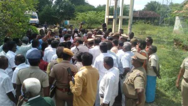 అనారోగ్యంతో చిన్న పిల్లలు