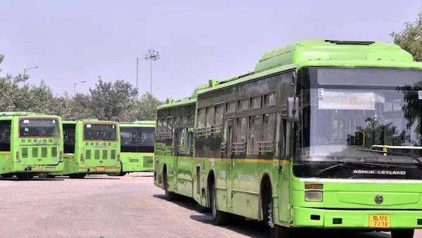  ఢిల్లీ సిటీ బస్సులో
