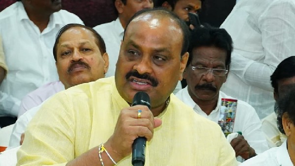 కోస్తా, కృష్ణా జిల్లాలలో కోడిపందాలు, పేకాట శిబిరాలు కనిపించటం లేదా?