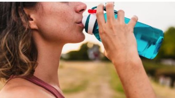 నీళ్ళు తక్కువగా తాగితే తిమ్మిర్లు, మలబద్ధకం కూడా