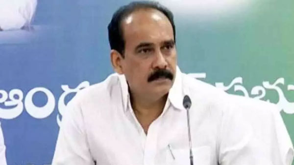 పార్టీ ముఖ్యం.. పార్టీ ముఖ్యం..