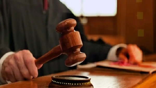 Karnataka HC:Married women remain as daughters to fathers court quashing gender discriminatory defence welfare norm