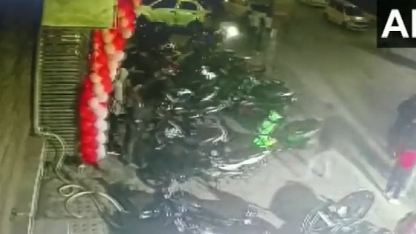 నిందితులపై IPC సెక్షన్లు 304, 120B