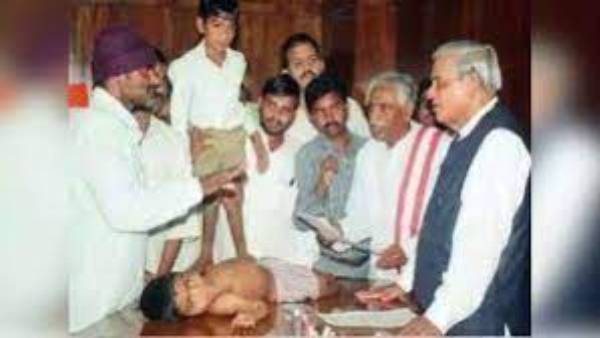 ఫ్లోరోసిస్ బారి నుండి నల్గొండ ను కాపాడటం కోసం పోరాటం ఫ్లోరోసిస్ బారి నుండి నల్గొండ ను కాపాడటం కోసం పోరాటం