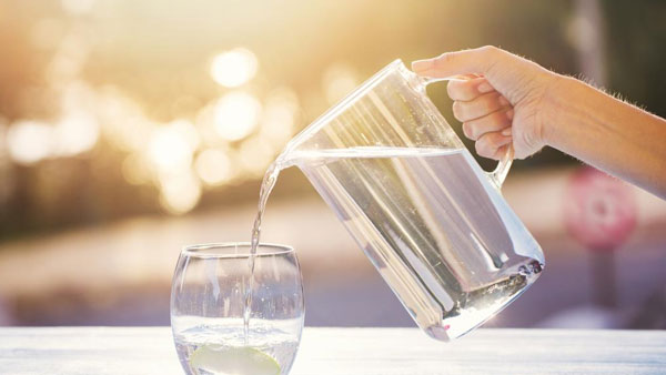 కూల్ వాటర్ తాగితే జీర్ణ సమస్యలు