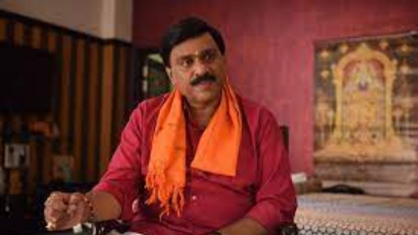 బళ్లారిలో కౌంట్ డౌన్ మొదలుపెట్టిన రెడ్డి బళ్లారిలో కౌంట్ డౌన్ మొదలుపెట్టిన రెడ్డి