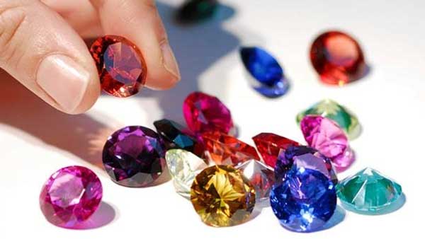 చంద్రుడు