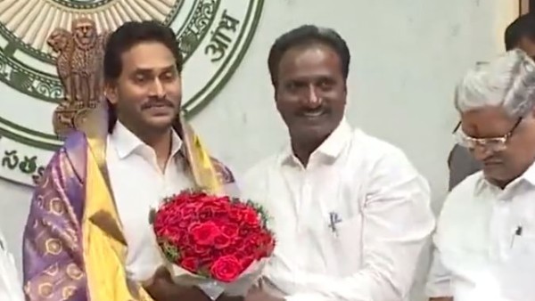 ఉద్యోగ సంఘాల నేతల్లో..