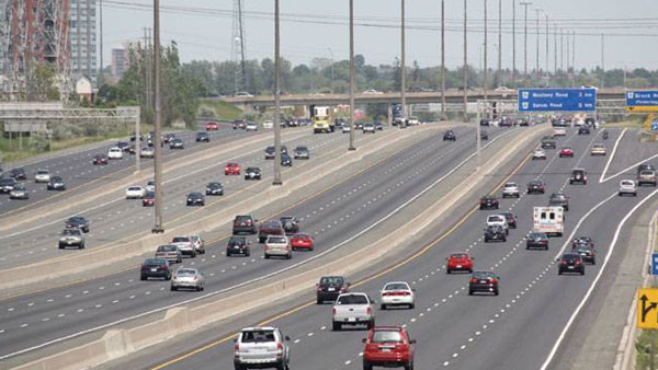 చెన్న-బెంగళూరు హైవే రోడ్డు