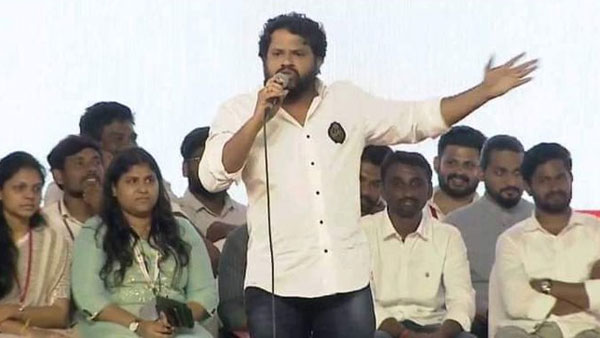 పవన్ అభిమానిగా.. జనసేనానికి దగ్గరగా