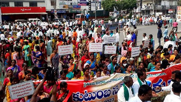  కామారెడ్డి ఎమ్మెల్యే ఇంటి ముట్టడి నిర్ణయంతో మున్సిపల్ అత్యవసర సమావేశం 