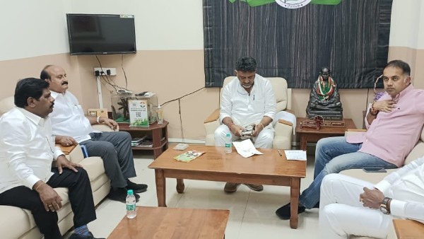  మంత్రివర్గం నుంచి ఉద్వాసన..