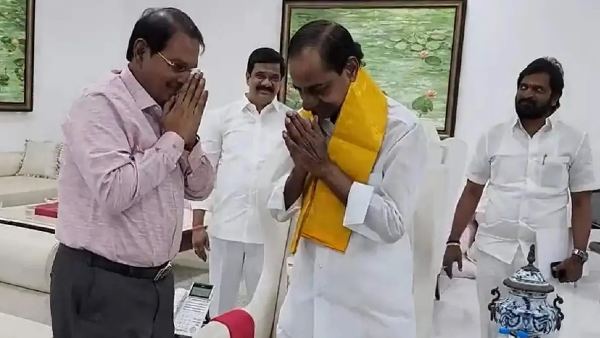 సీఎం కేసీఆర్ తో రామ్మోహన్ రావు భేటీ