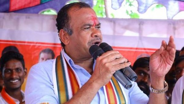 కోమటిరెడ్డి అసమర్ధుడు..