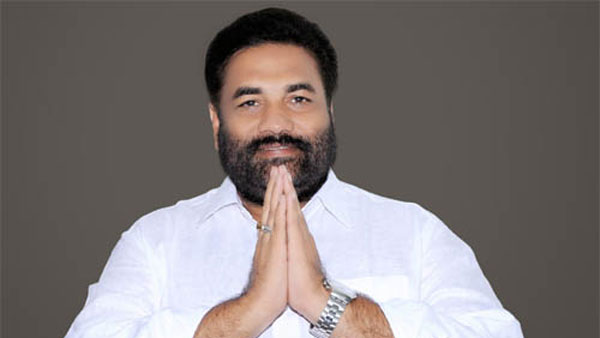 Police Registered against MLA Kotamreddy Sridhar Reddy at Nellore, YCP leader complaint on MLA