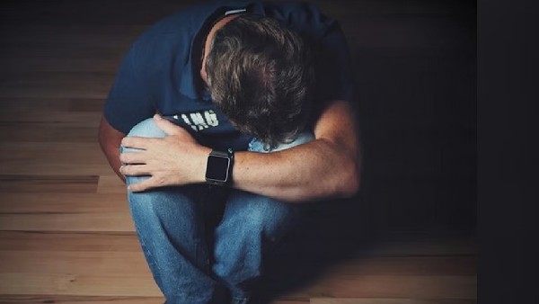 భర్త ఊరికి వెళ్లాడని ? భర్త ఊరికి వెళ్లాడని ?