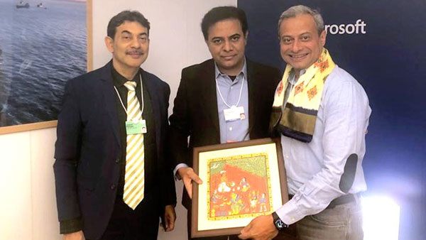 హైదరాబాద్లో 16వేల కోట్లతో మైక్రోసాఫ్ట్ డేటా సెంటర్లు హైదరాబాద్లో 16వేల కోట్లతో మైక్రోసాఫ్ట్ డేటా సెంటర్లు