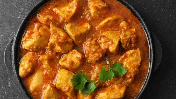 మధ్యాహ్న భోజనంలో చికెన్..