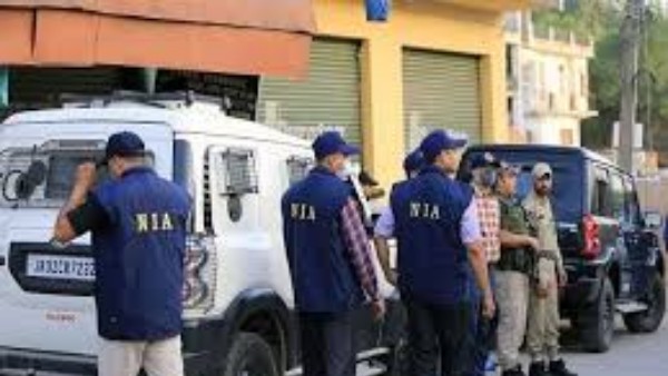  కుక్కర్ బాంబుతో డొంక కదిలింది