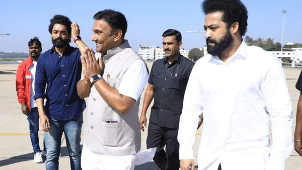 ప్రభుత్వం నుంచి పర్యవేక్షిస్తున్నాం