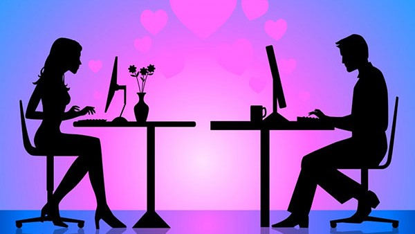 సైబర్ వలలో టెక్కీ .. అమ్మాయి కోసం అడిగిన డబ్బులు పంపిన సాఫ్ట్ వేర్ ఉద్యోగి