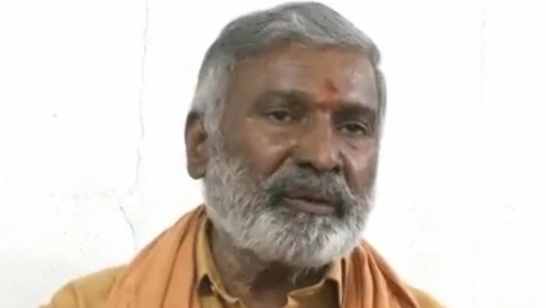  పోలీసులను కొట్టాలంటూ..