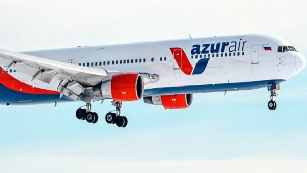 There was a bomb threat on the plane coming from Russia to Goa. The officials made an emergency landing of the plane in Uzbekistan. There was a bomb threat on the plane coming from Russia to Goa. The officials made an emergency landing of the plane in Uzbekistan.
