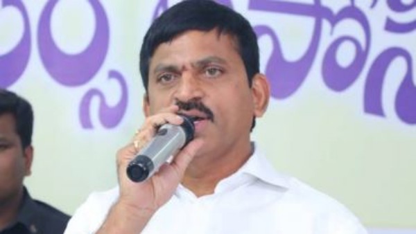 మంతనాలు.. మంతనాలు..