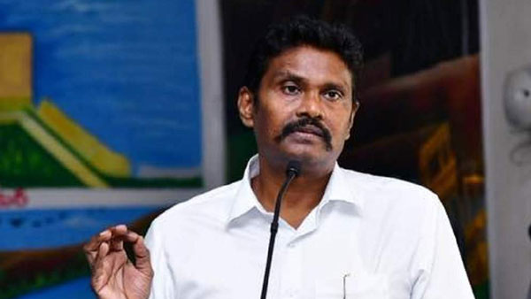 సీఐడీ ఛీఫ్ పీవీ సునీల్ పై వేటు