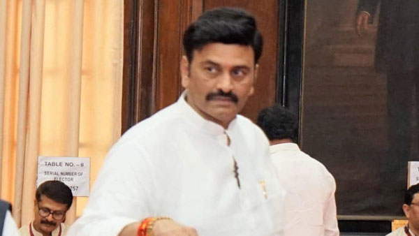 రెండు హిట్ కావాలి..