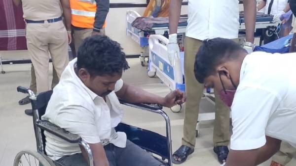 ఎన్ కౌంటర్ జస్ట్ మిస్ ఎన్ కౌంటర్ జస్ట్ మిస్