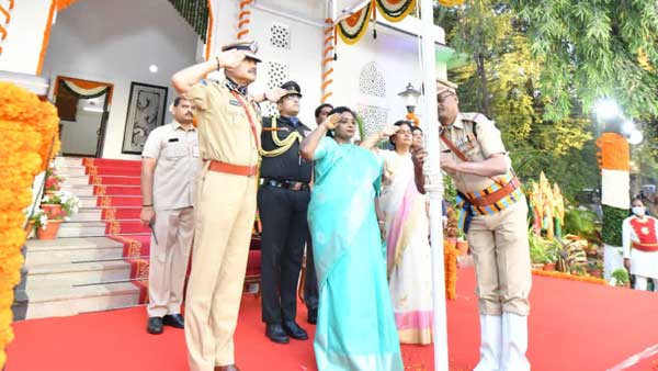 తెలంగాణ రాష్ట్రానికి ఘనమైన, విశిష్టమైన చరిత్ర ఉందన్న తమిళి సై