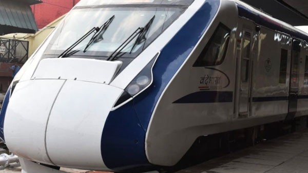 మోడీ చేతుల మీదుగా వందే భారత్ ఎక్స్‌ప్రెస్‌ ప్రారంభానికి ముహూర్తం 