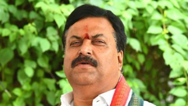 పొంగులేటి ఆత్మీయ విందు