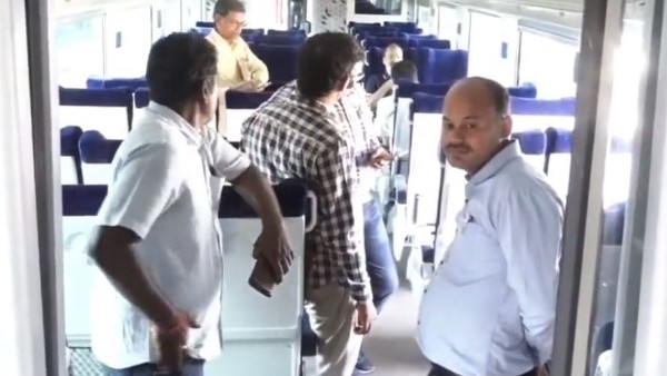 Police have arrested 3 persons in the Stones pelted on Vande Bharat train in Visakhapatnam in AP Police have arrested 3 persons in the Stones pelted on Vande Bharat train in Visakhapatnam in AP