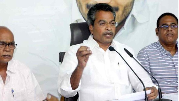 శ్రీరాం తాతయ్యకు ఎమ్మెల్సీ ఇవ్వాలని..