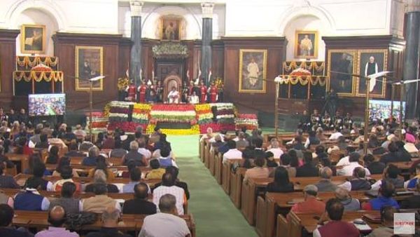 పలకరించిన రఘురామ.. పలకరించిన రఘురామ..