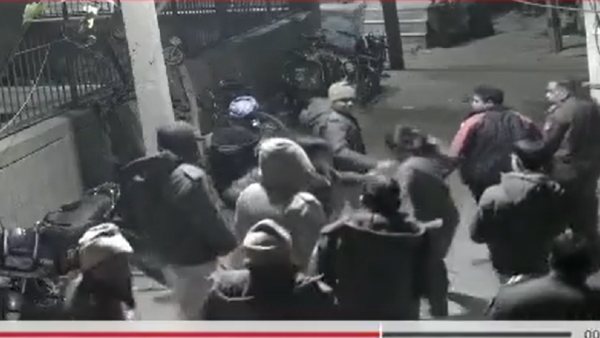 పోలీసులు రక్షణ కల్పిస్తారా